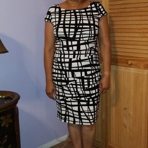 NWT white and black shift dress